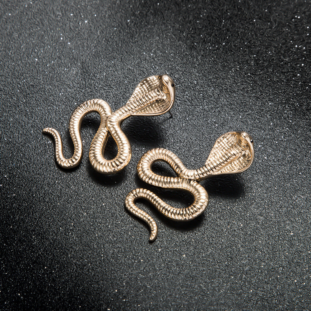 Exaggerated temperament snake earrings