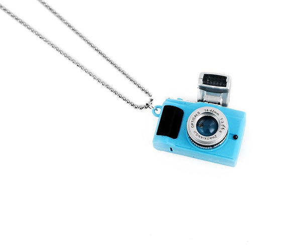 camera long chain